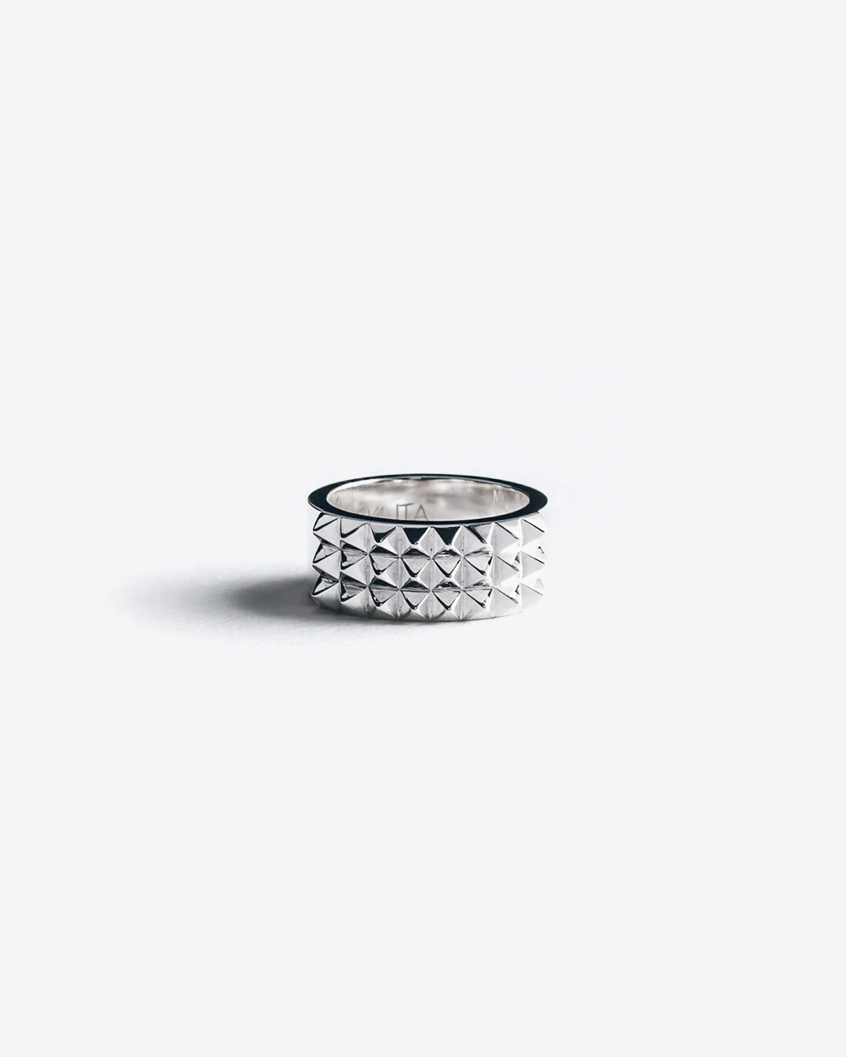 Mikuta Bague Clous – Argent