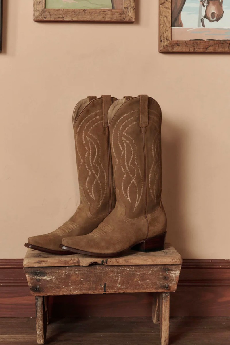 The Great x Stetson Boots Cowboy – Suédé Tan